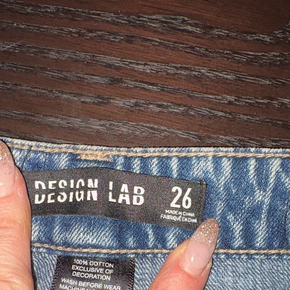 Design Lab Lord & Taylor Blue Embroidered Jean Shorts - Picture 5 of 7